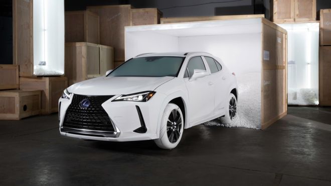 Special Lexus UX is fitted with custom Nike AF1 inspired tires image