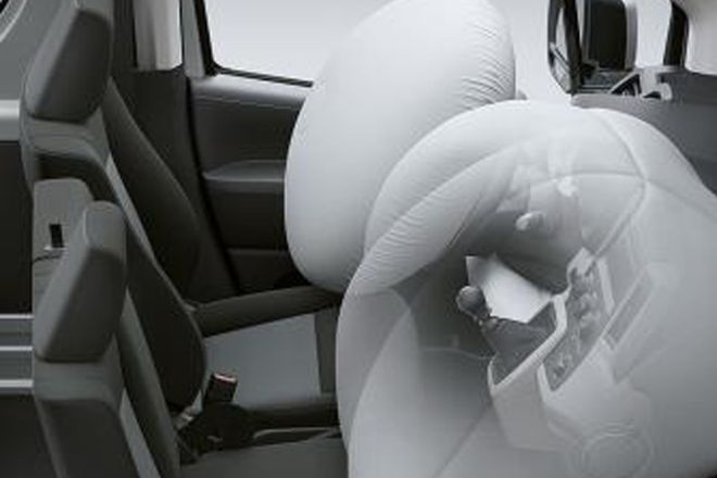 10 things you need to know: 2019 Toyota Hiace Commuter, Grandia, Tourer  image