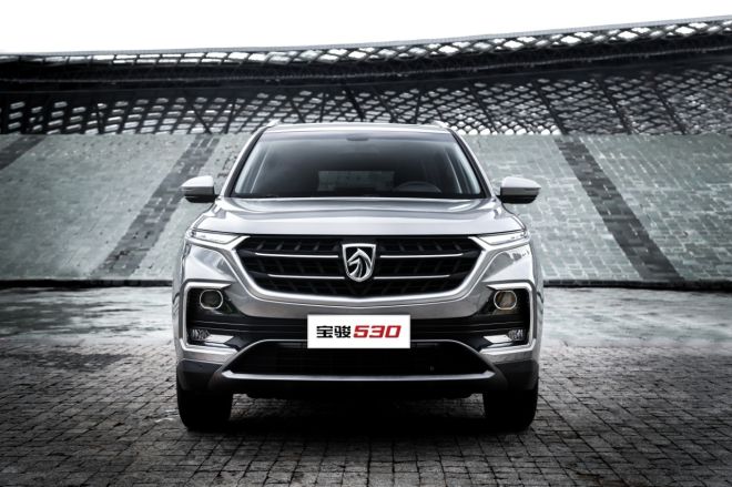 This all-new 2019 Chevrolet Captiva is brought to you by China image