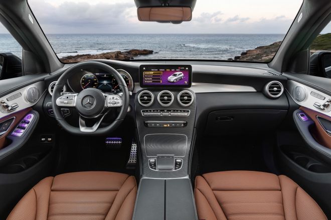 Mercedes-Benz GLC packs new hardware (and software) for 2019 image
