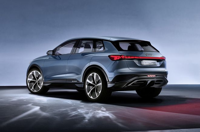 Audi Q4 e-tron image