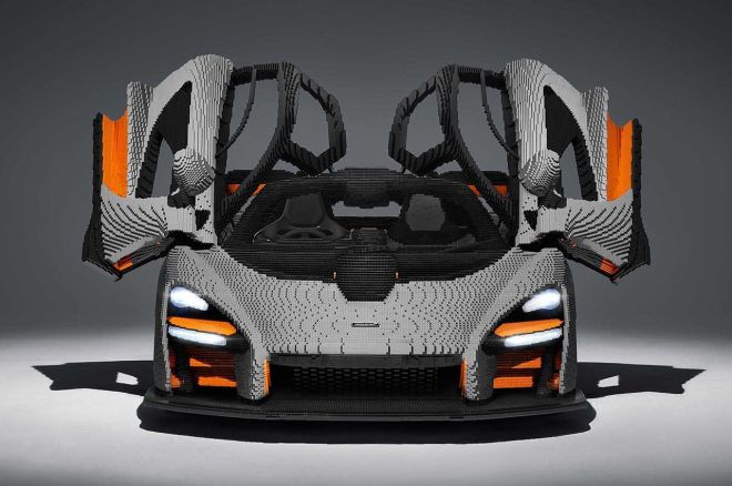 1:1 McLaren Senna Lego image