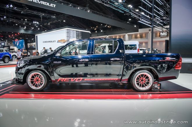 Toyota Hilux Revo Z Black Mamba image