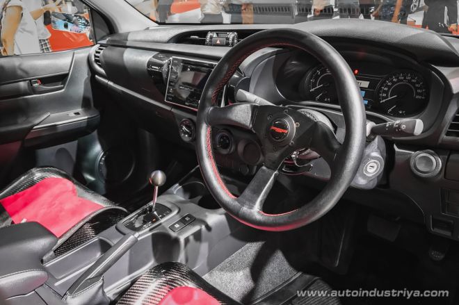 Toyota Hilux Revo Z Black Mamba image