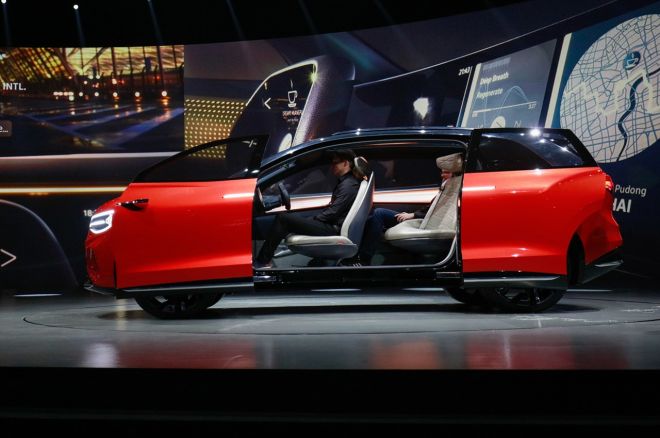 Volkswagen I.D. Roomzz image