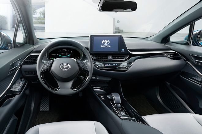 Toyota CH-R EV image
