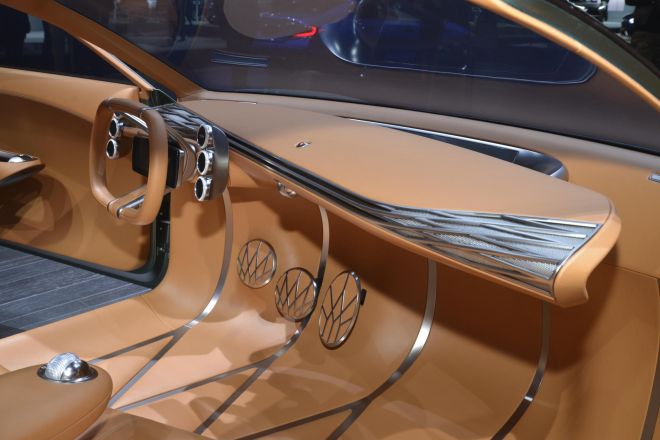 Hyundai Mint Concept is a drag show on wheels image