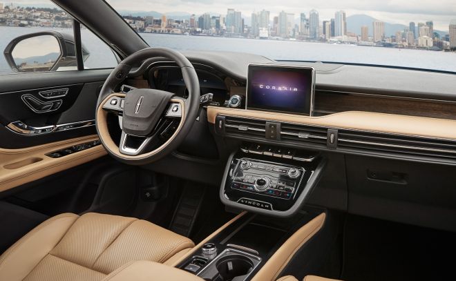 This 2020 Corsair is the runt of the Lincoln Navigator