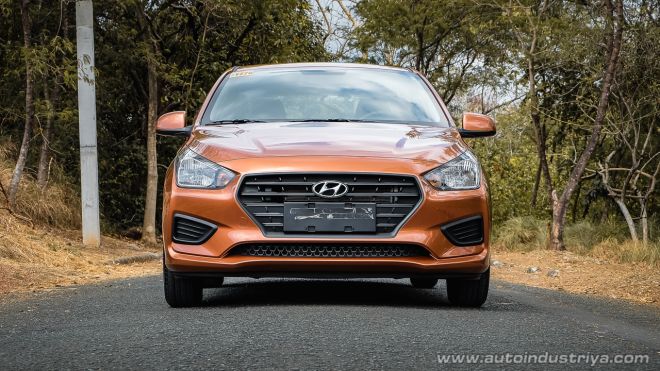 2019 Hyundai Reina image