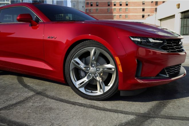 Check out the 2019 Chevy Camaro SS new face image
