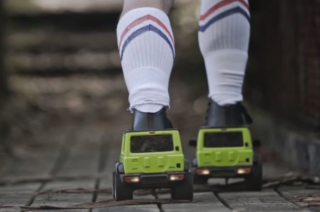 We want a pair of these Suzuki Jimny roller skates image