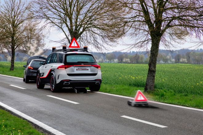 Mercedes Experimental Safety Vehicle image