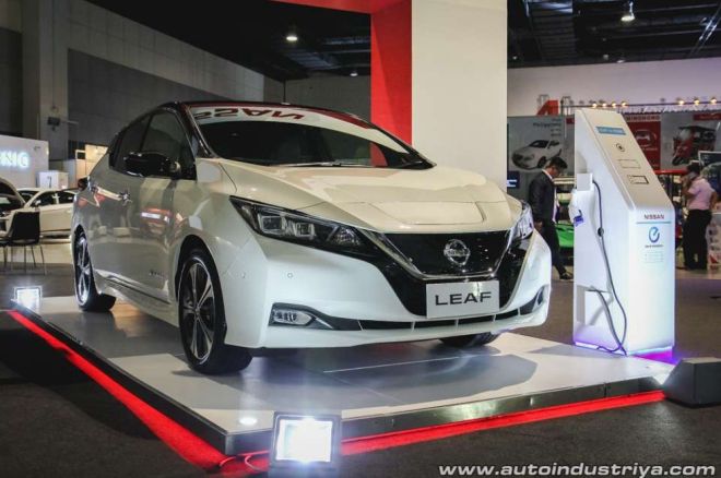 Toyota PH wants you to drive a hybrid car image
