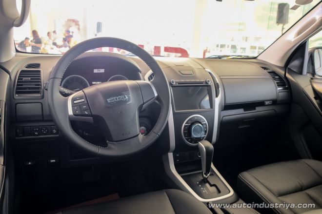 Php can get you the cool 2019 Isuzu D-Max Boondock image
