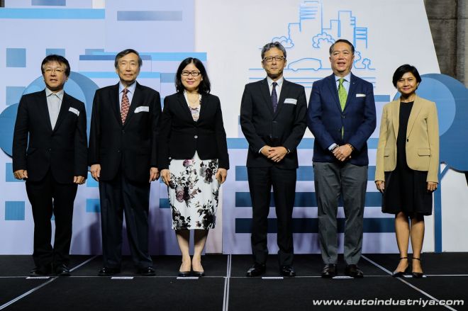 Toyota PH pushing for more hybrid-electrics to reduce carbon emissions image