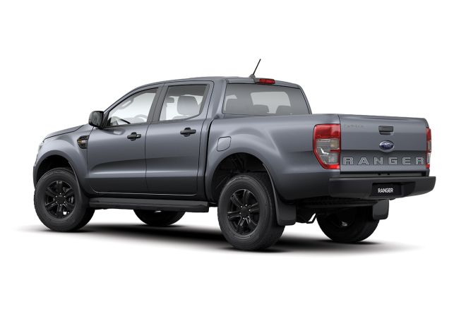 You can get a Ford Ranger XLS Sport with a manual AND four-wheel drive image