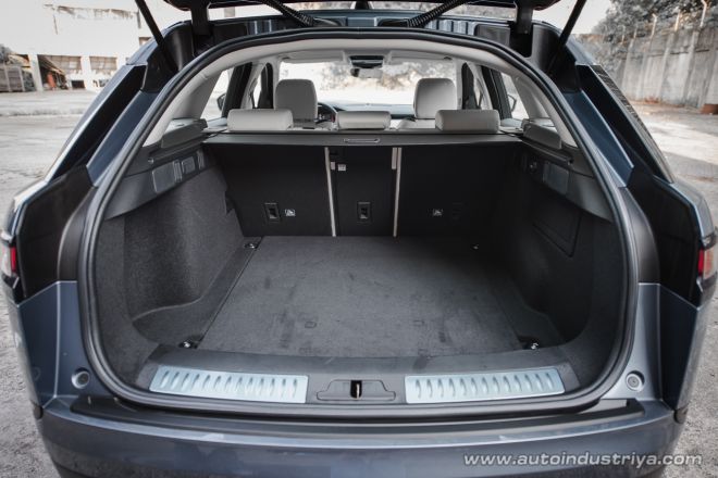 Range Rover Velar image