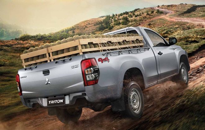 Base Mitsubishi Strada looks even meaner than top of the line trucks image