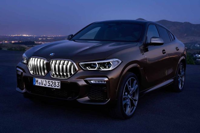 Yes, the 2020 BMW X6 has an illuminating grill image