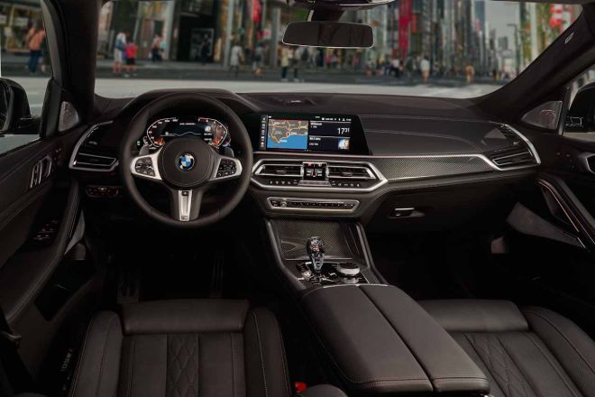 Yes, the 2020 BMW X6 has an illuminating grill image