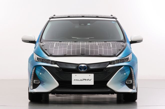 Toyota is working on a solar-powered Prius image