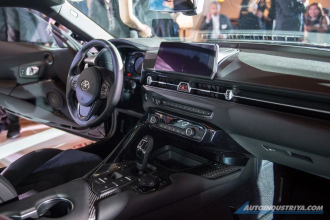 We get up close (and personal) with the 2019 Toyota GR Supra image