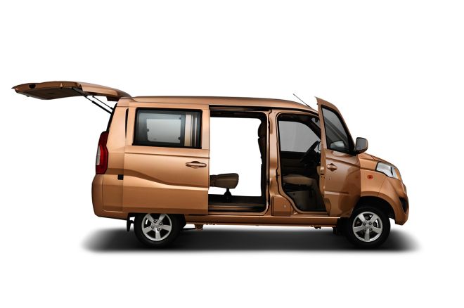 Say hello to the bigger 2019 Foton Gratour Minivan image