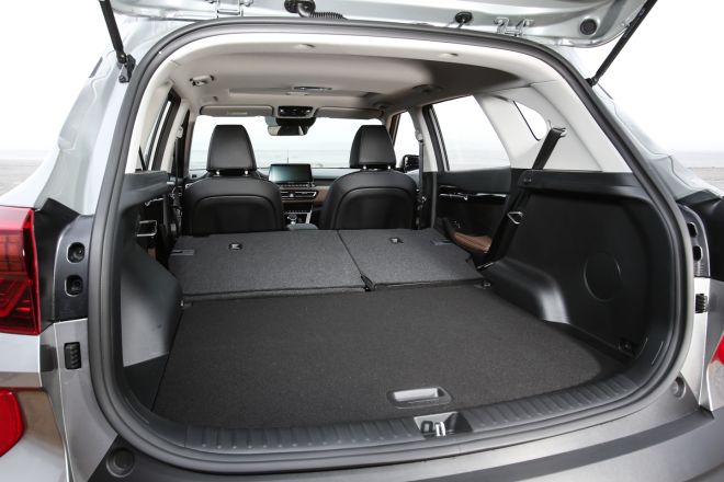 Kia Soluto First Drive image