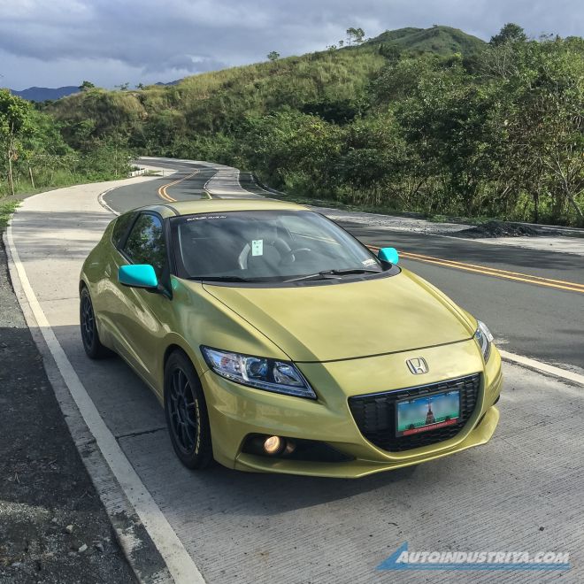 Long and winding road: Mountainside driving the right way image