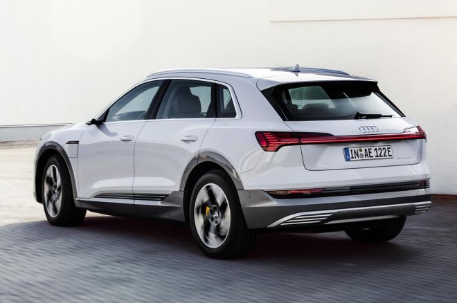 Audi e-tron 50 quattro image