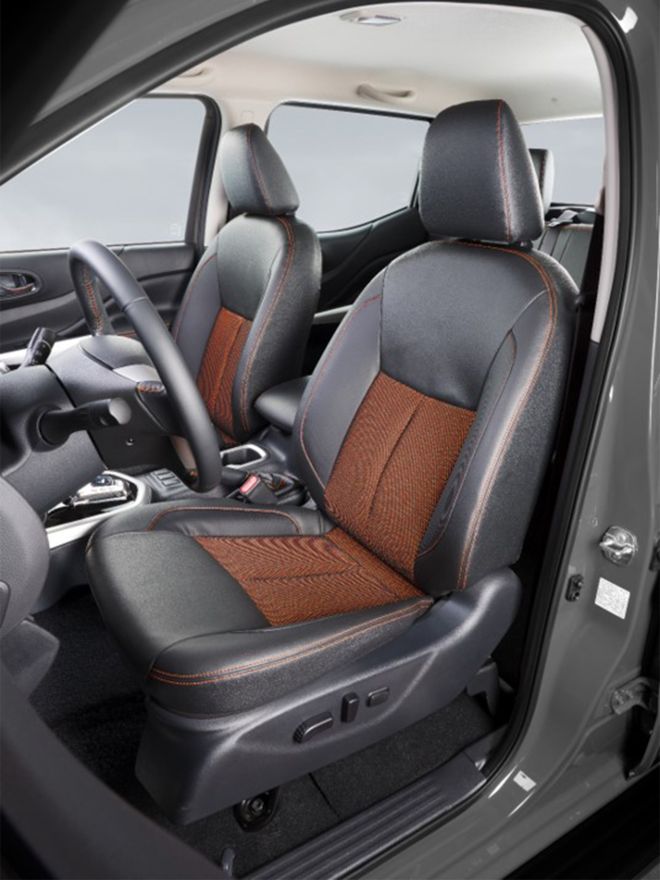 Nissan Navara Black Ed image