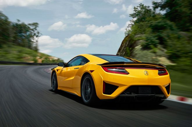 2020 Acura NSX gives a nod to the original with new Indy Yellow paintjob image