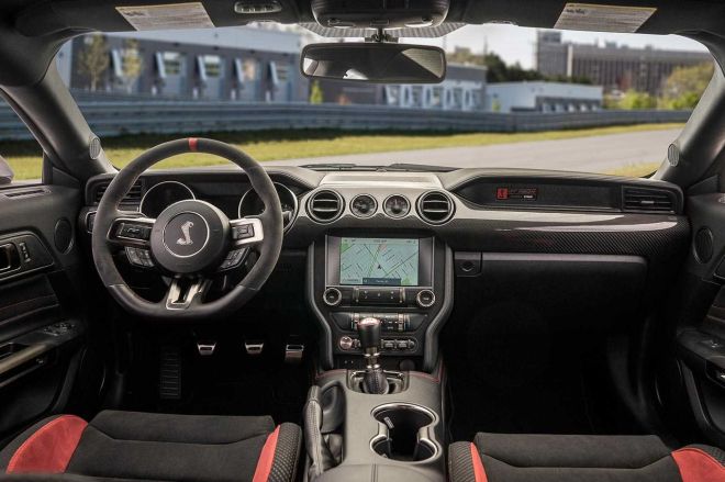 2020 Mustang Shelby GT350R receives GT500 goodies image