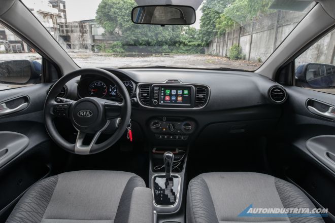 2019 Kia Soluto image