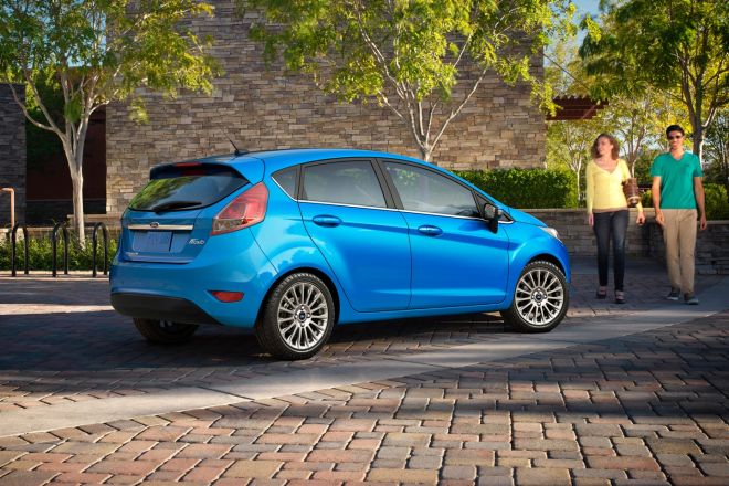 Ford extends warranty of PowerShift Focus, Fiesta owners... in US image