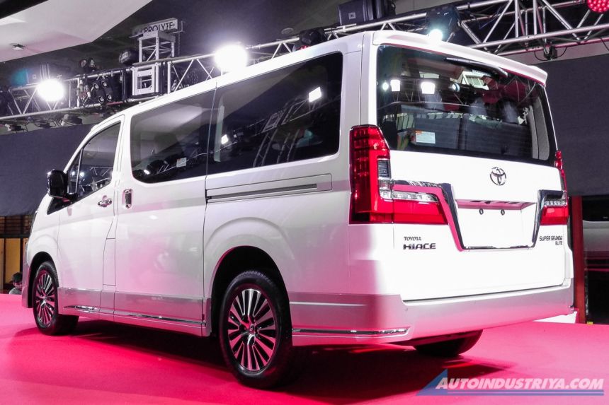 Alphard Jr: 2020 Toyota Hiace Super Grandia now in PH image