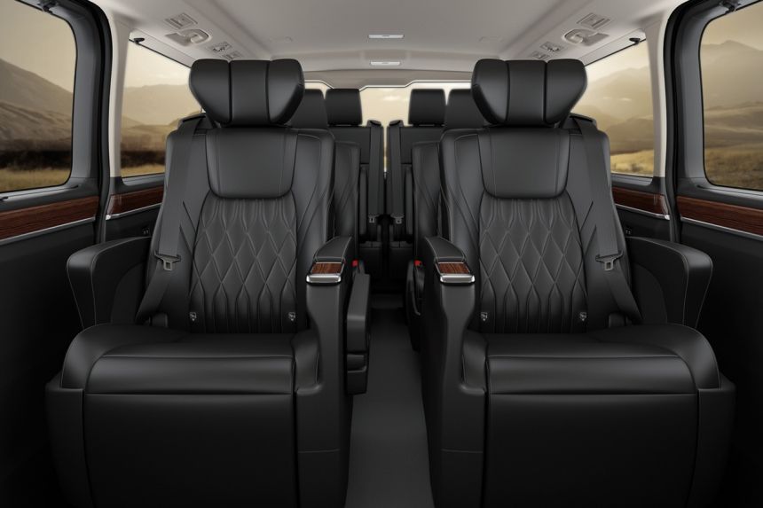Alphard Jr: 2020 Toyota Hiace Super Grandia now in PH image
