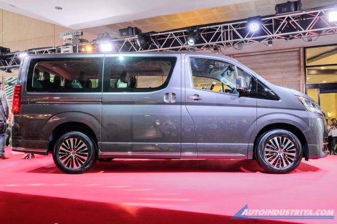 Why is there no high-roof Toyota Super Grandia? image