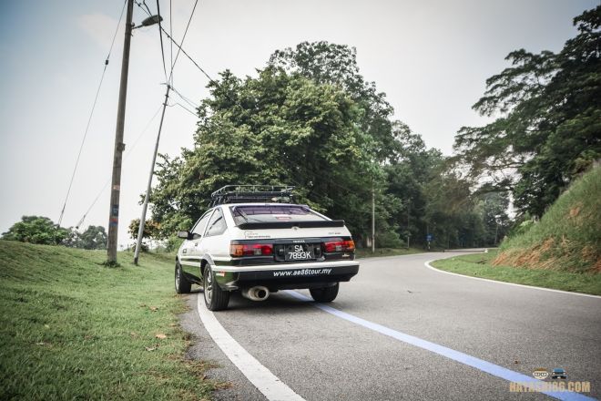 Man drives Toyota AE86 from Malaysia to Germany to marry his love image