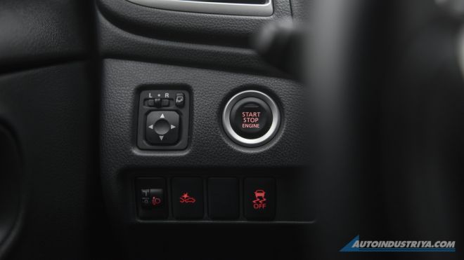 2019 Mitsubishi Strada 4x4 image