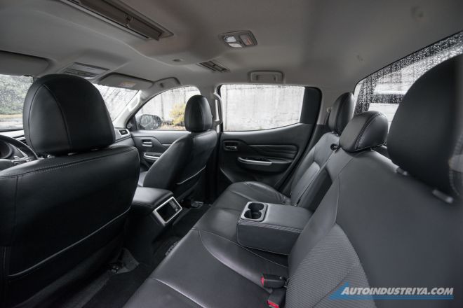 2019 Mitsubishi Strada 4x4 image