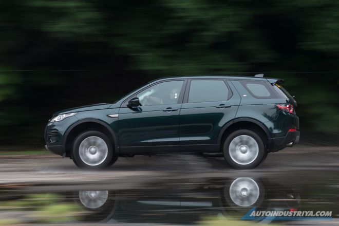 2019 Land Rover Discovery Sport image