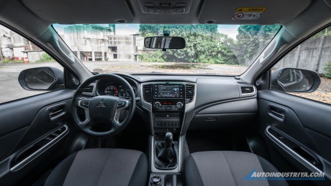 2019 Mitsubishi Strada GLS 4WD M/T image