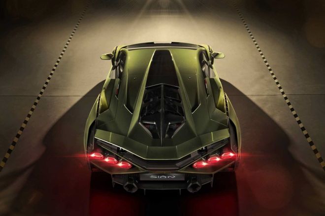 Lamborghini Sian is an 800+ HP electrified bull ready to kick ass image
