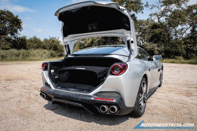 2019 Ferrari Portofino image