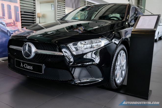Four-door Mercedes-Benz A-Class now in PH, starts at Php 2.790M image