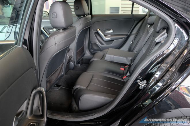 Four-door Mercedes-Benz A-Class now in PH, starts at Php 2.790M image