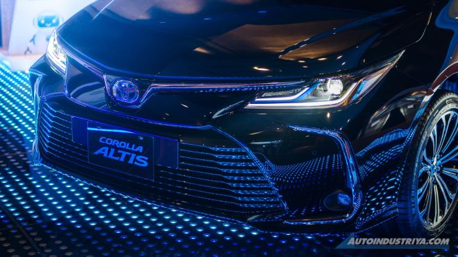 Php 1.580M will get you the 2020 Toyota Corolla Altis Hybrid image