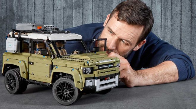 This mini Land Rover Defender by Lego can actually go off-road image