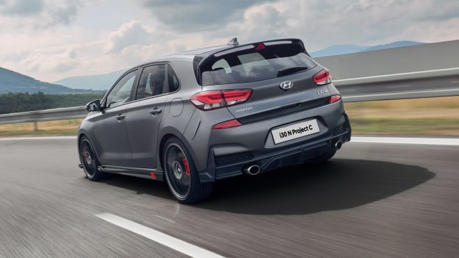 Hyundai i30 N Project C picks a fight with the Honda Civic Type R image
